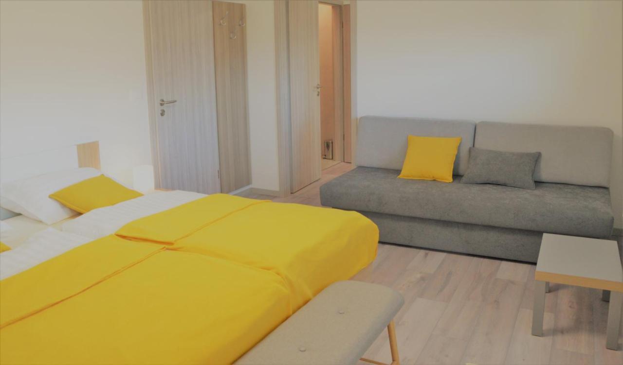 Apartma Vila Zigmund Cerknica Exterior foto